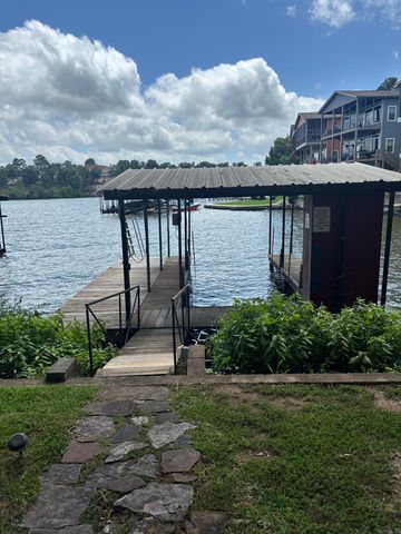 114 Haggard Loop, Hot Springs National Park, AR 71913