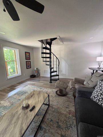 114 Haggard Loop, Hot Springs National Park, AR 71913