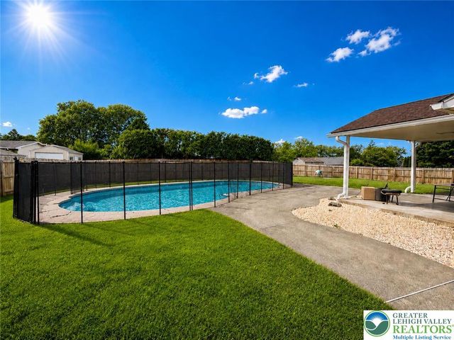 10 Dusty Road, Easton, PA 18045
