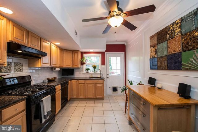 537 GERHARD STREET, Philadelphia, PA 19128