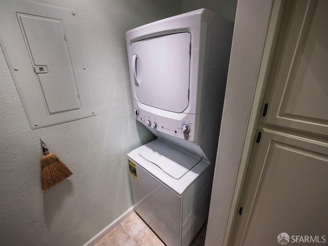 2790 19th Avenue 12, San Francisco, CA 94132