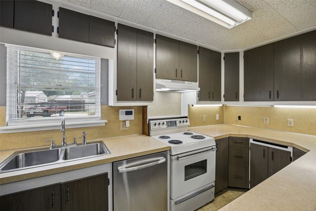 3040 June Drive, Dallas, TX 75211