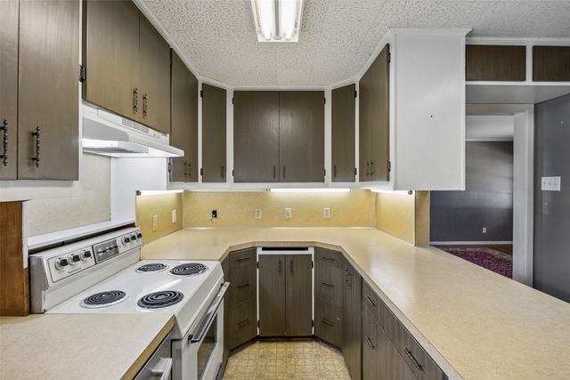 3040 June Drive, Dallas, TX 75211