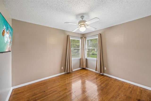 3040 June Drive, Dallas, TX 75211