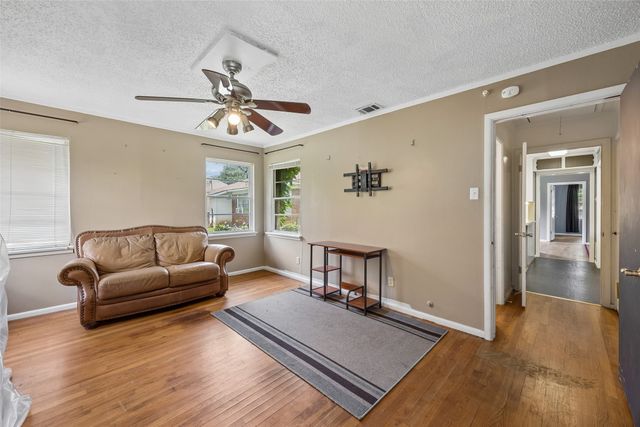 3040 June Drive, Dallas, TX 75211