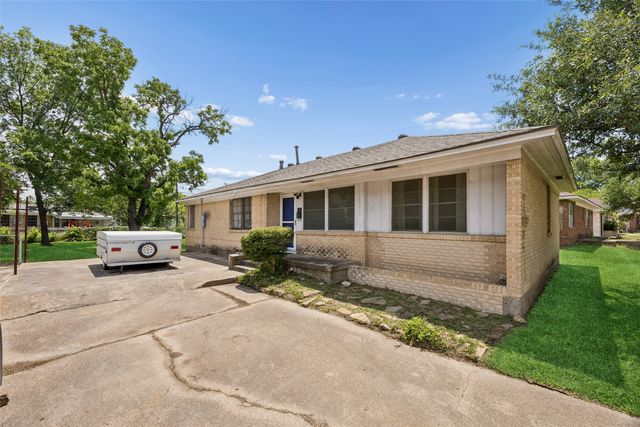 3040 June Drive, Dallas, TX 75211