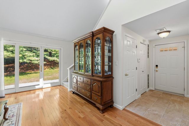 3302 Homestead Court, Peekskill, NY 10566