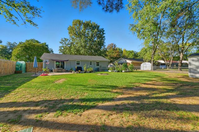 34 Saint John St, Cabot, AR 72023