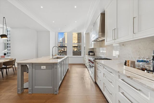 435 N Michigan Avenue 503, Chicago, IL 60611