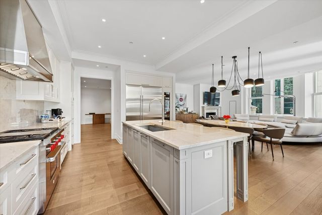 435 N Michigan Avenue 503, Chicago, IL 60611