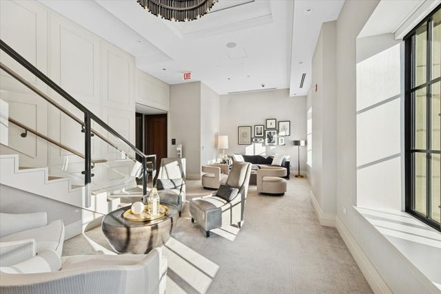 435 N Michigan Avenue 503, Chicago, IL 60611