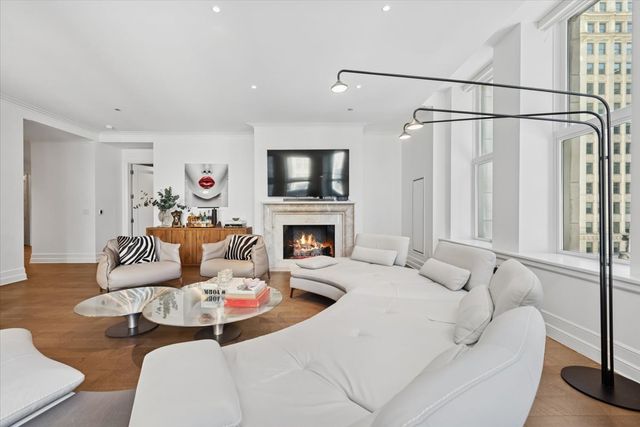 435 N Michigan Avenue 503, Chicago, IL 60611