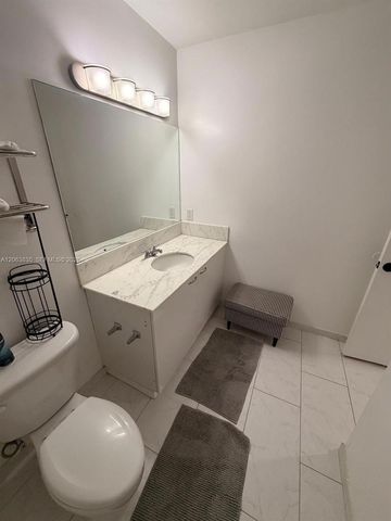 133 NE 2nd Ave 401, Miami, FL 33132