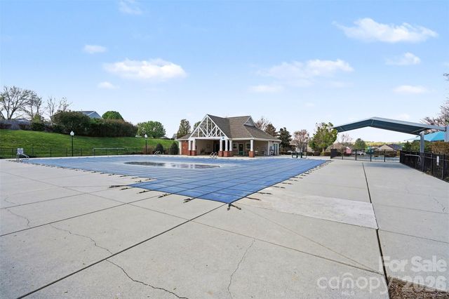 1392 Bottle Brush Lane, Harrisburg, NC 28075