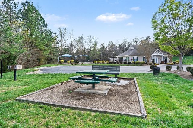 1392 Bottle Brush Lane, Harrisburg, NC 28075