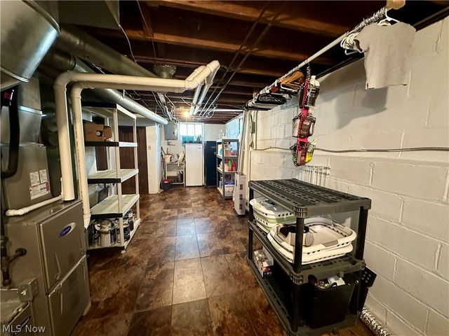 6608 Orchard Grove Avenue, Cleveland, OH 44144