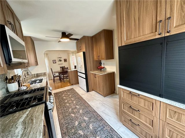 6608 Orchard Grove Avenue, Cleveland, OH 44144