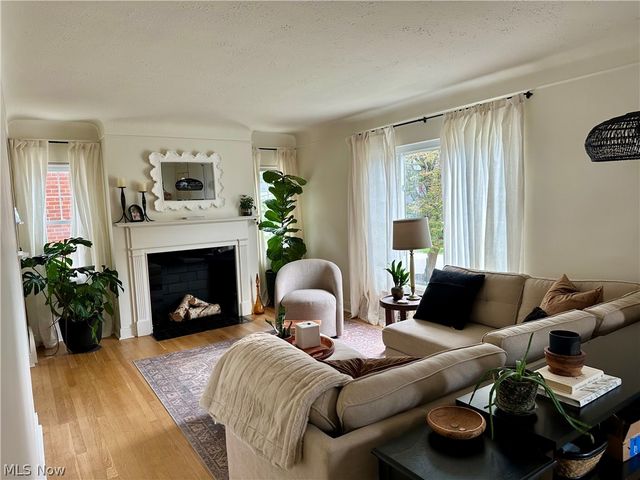 6608 Orchard Grove Avenue, Cleveland, OH 44144