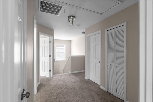 7404 Blue Jay Way, Union City, GA 30291