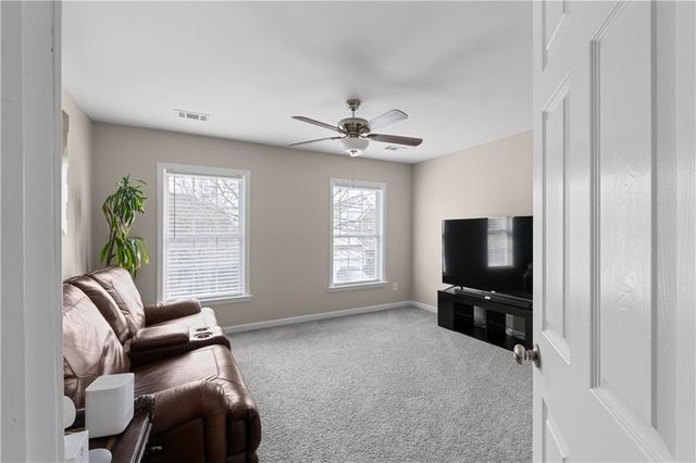 7404 Blue Jay Way, Union City, GA 30291