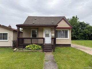 13642 Hendricks Avenue, Warren, MI 48089