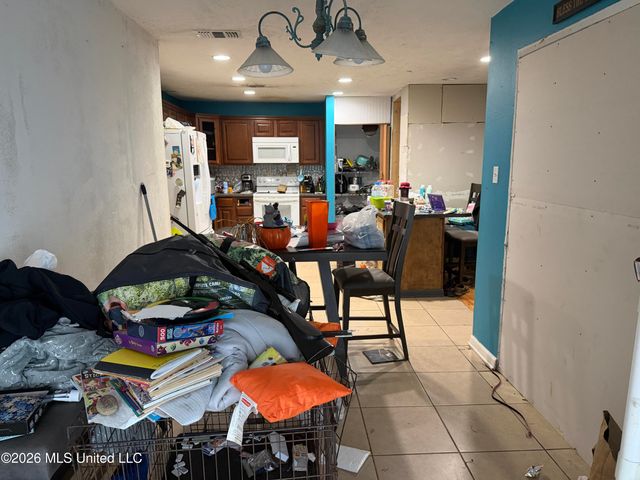 205 Pine Street, Waveland, MS 39576