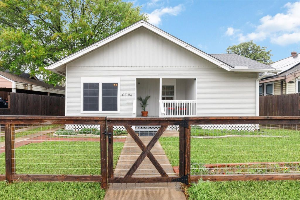 4305 Wilmer Street, Houston, TX 77003