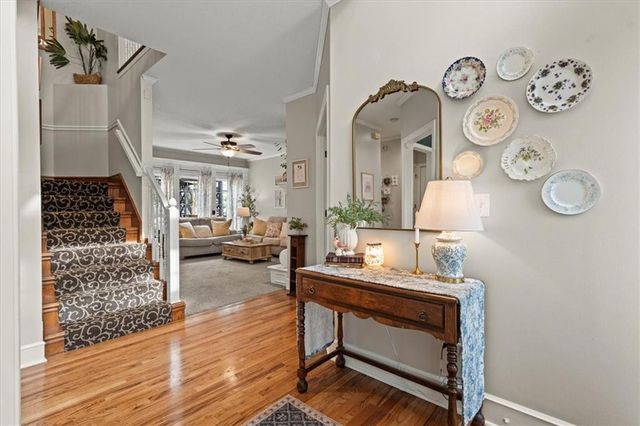 2804 SE BINGHAM Place, Lee's Summit, MO 64063
