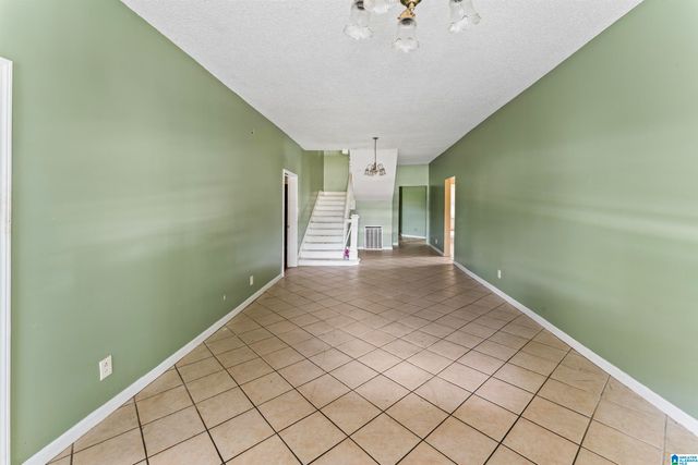 7 S NORTON AVENUE, Sylacauga, AL 35150