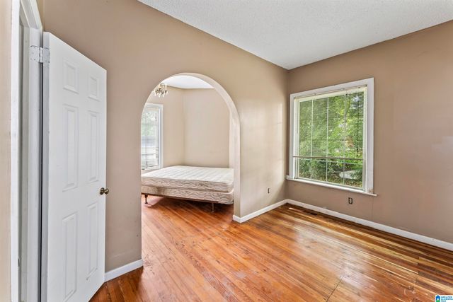 7 S NORTON AVENUE, Sylacauga, AL 35150