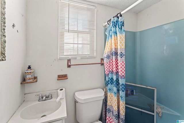 7 S NORTON AVENUE, Sylacauga, AL 35150