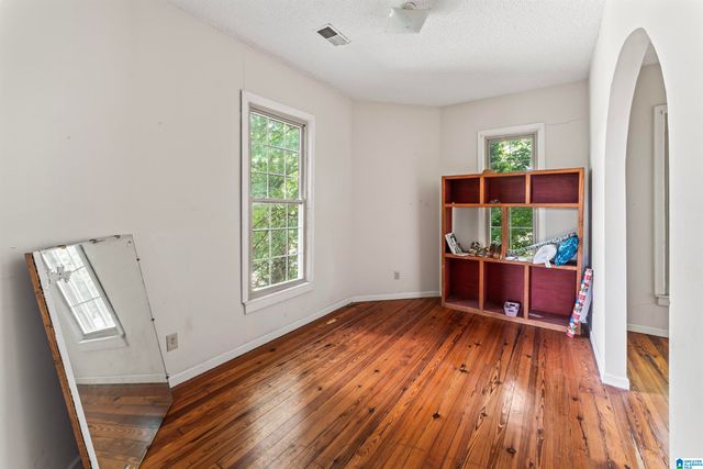 7 S NORTON AVENUE, Sylacauga, AL 35150