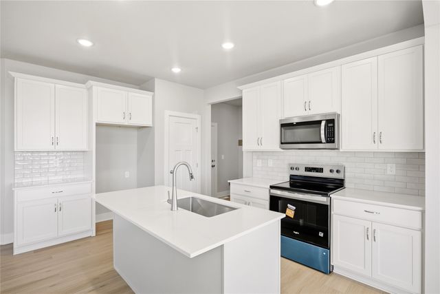 465 NW Independence Circle, Waukee, IA 50263