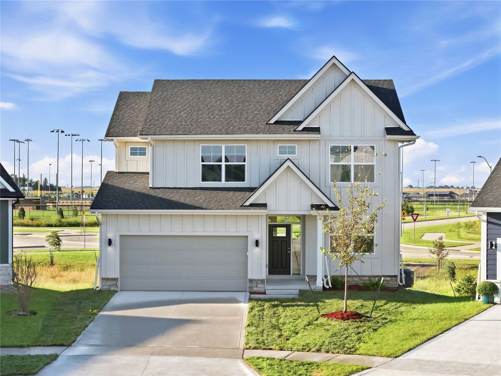 465 NW Independence Circle, Waukee, IA 50263