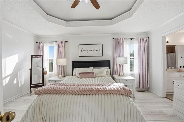 2401 NE Springbrook Street, Blue Springs, MO 64014