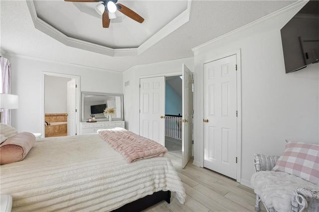 2401 NE Springbrook Street, Blue Springs, MO 64014