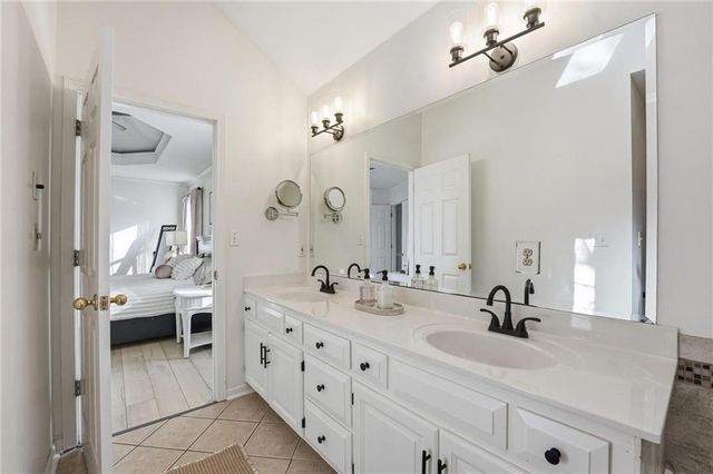 2401 NE Springbrook Street, Blue Springs, MO 64014