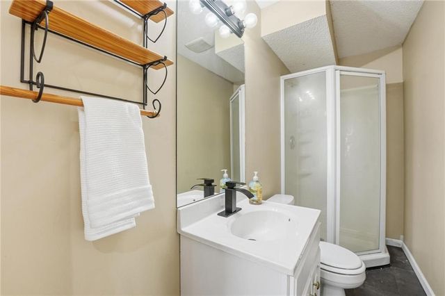 2401 NE Springbrook Street, Blue Springs, MO 64014