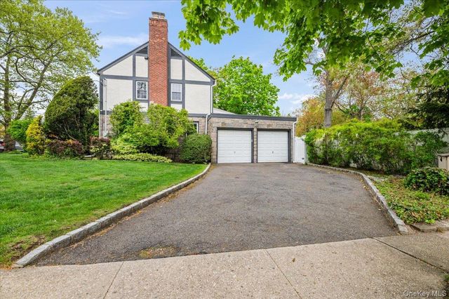 2069 Windsor Road, North Baldwin, NY 11510