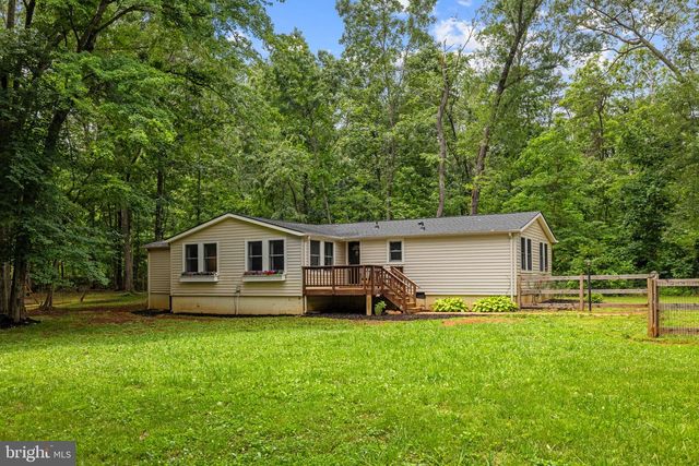 9448 GREEN RD, Midland, VA 22728