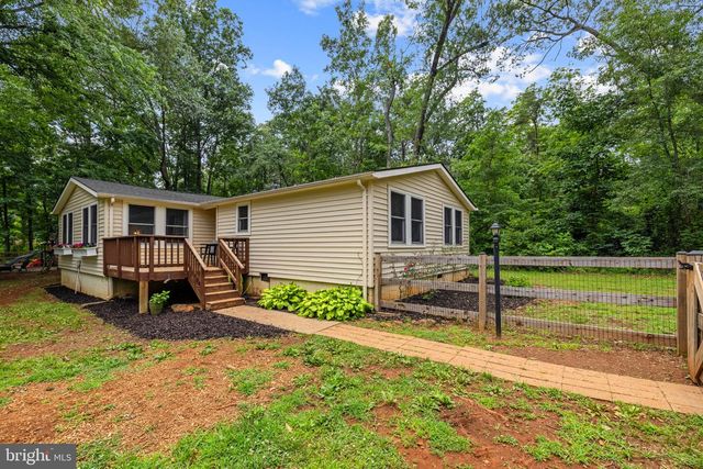 9448 GREEN RD, Midland, VA 22728