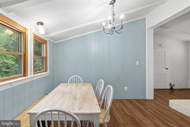 9448 GREEN RD, Midland, VA 22728