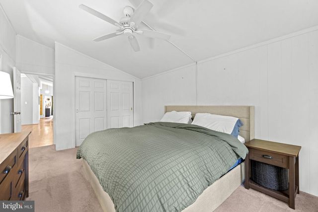 9448 GREEN RD, Midland, VA 22728