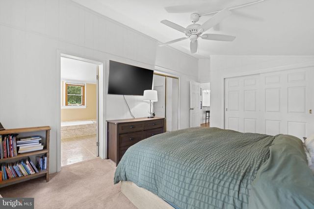 9448 GREEN RD, Midland, VA 22728