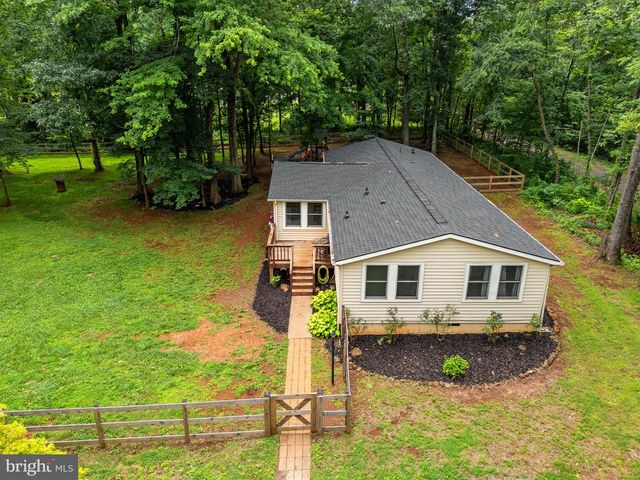 9448 GREEN RD, Midland, VA 22728