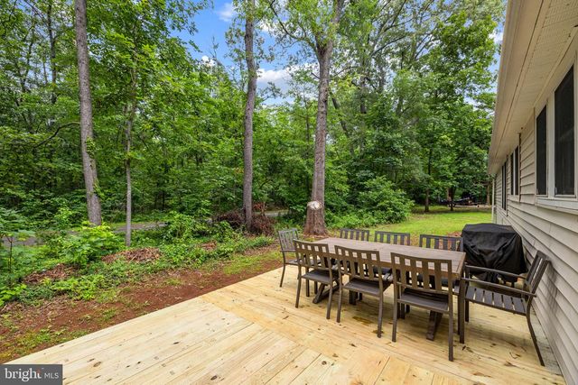 9448 GREEN RD, Midland, VA 22728