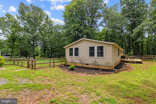 9448 GREEN RD, Midland, VA 22728