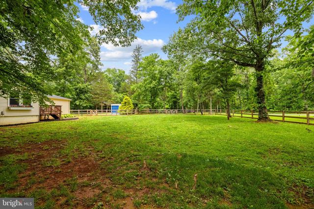 9448 GREEN RD, Midland, VA 22728