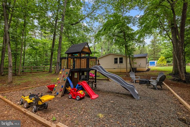 9448 GREEN RD, Midland, VA 22728
