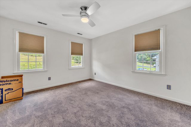 112 UPLAND DR, Salem, VA 24153